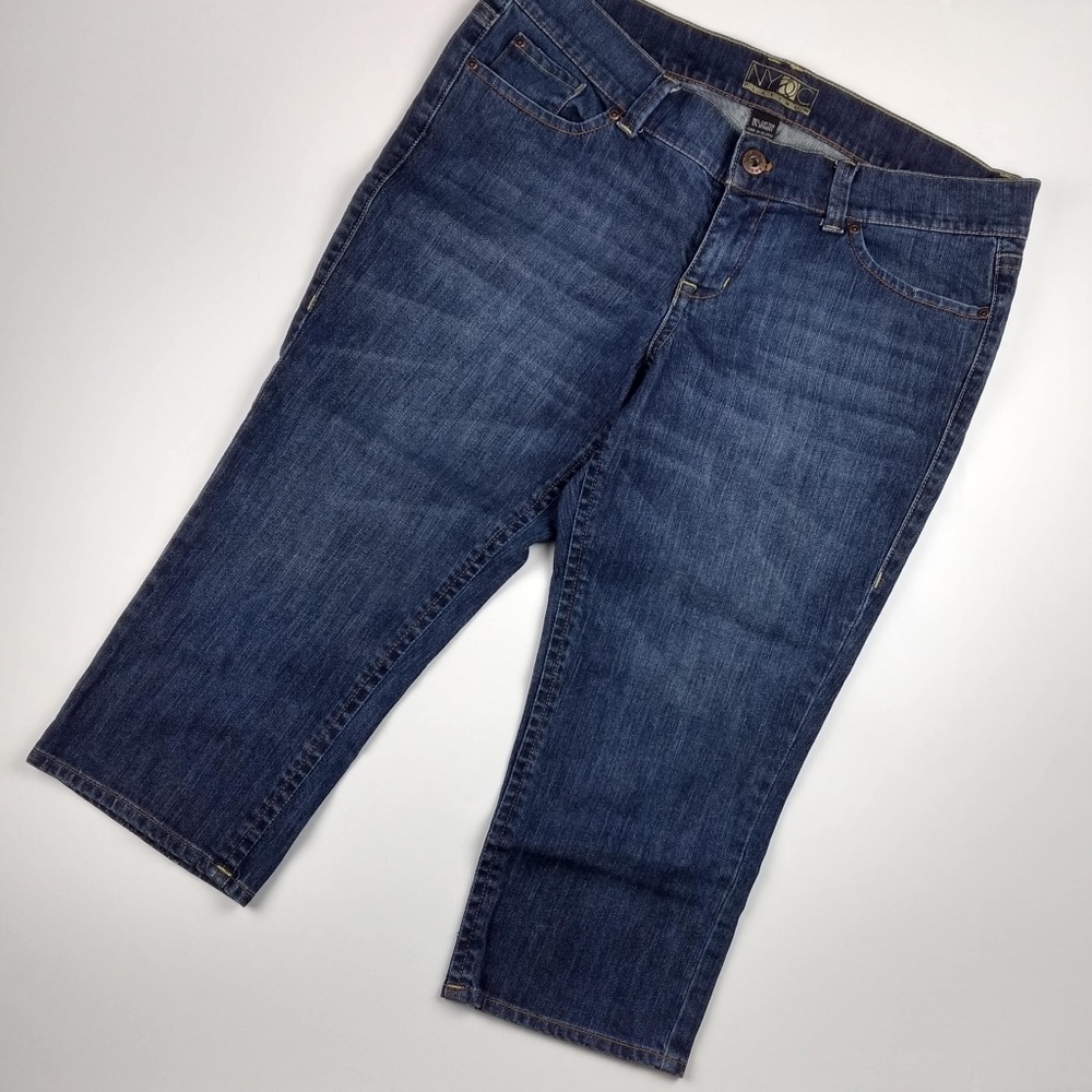 New York & Company Platinum Denim Capris